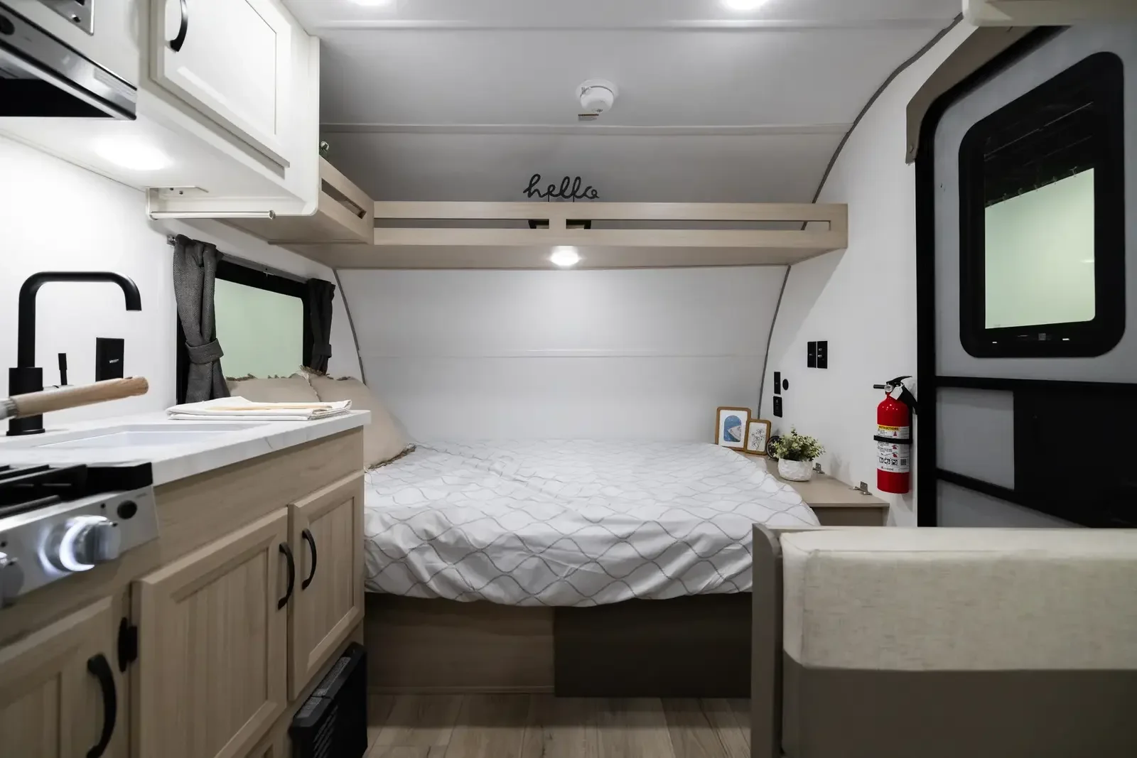 Forest River Viking 12RD 2027 — Lit avant