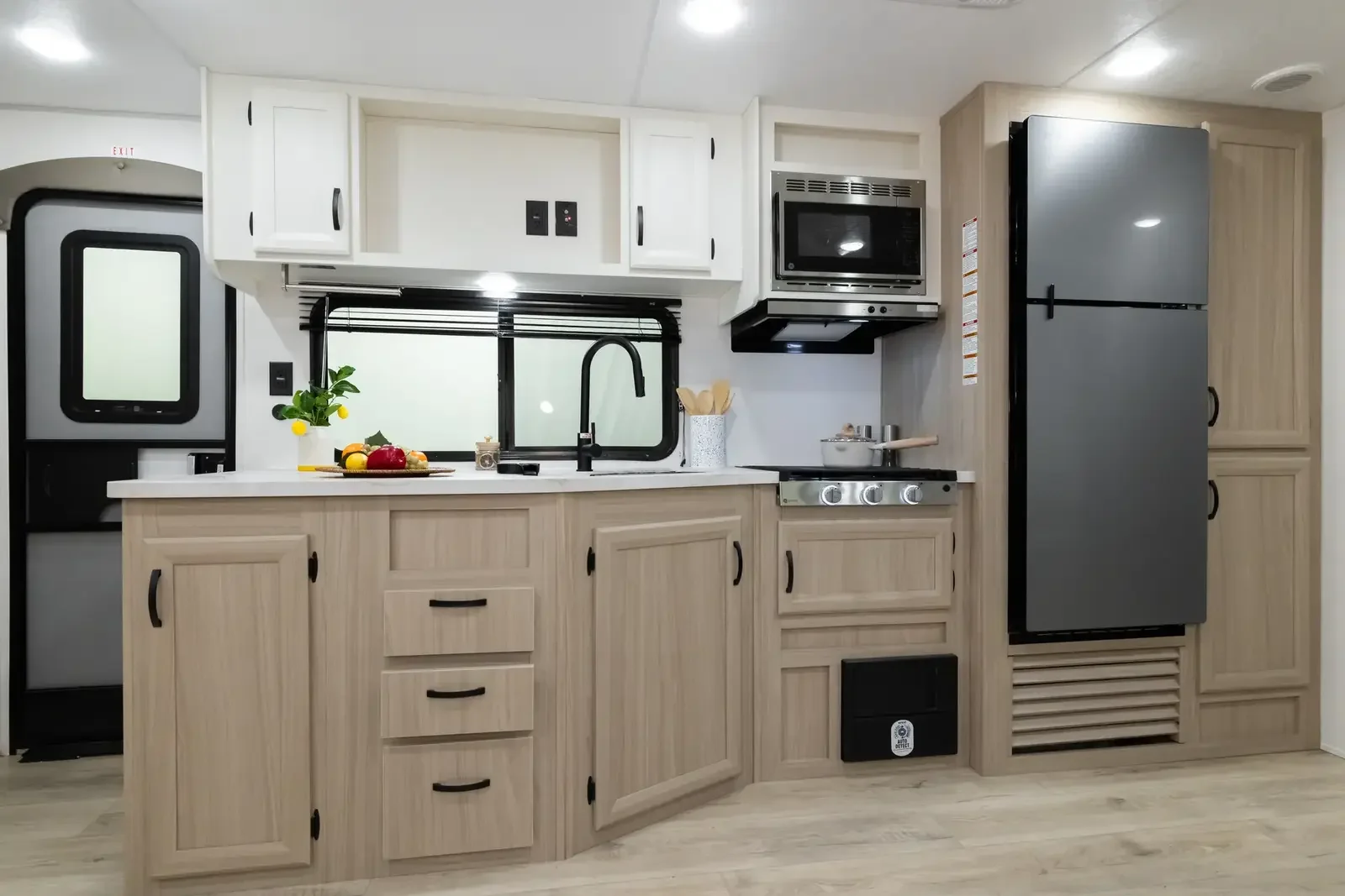 Forest River Viking 25RBS 2027 — Cuisine