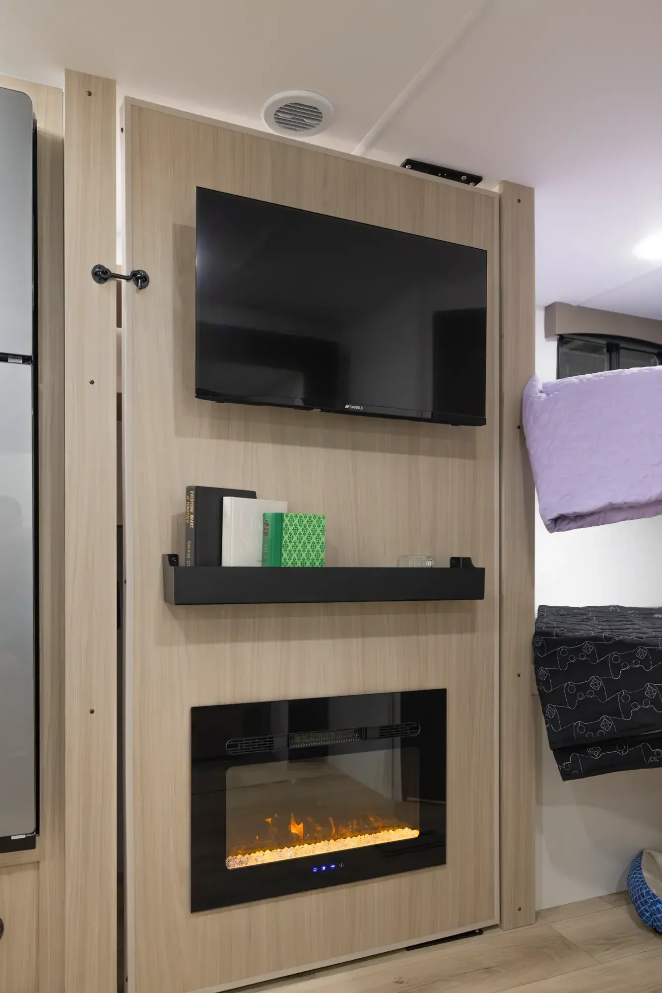 Forest River Viking 262DBS 2027 — vue intérieure 15