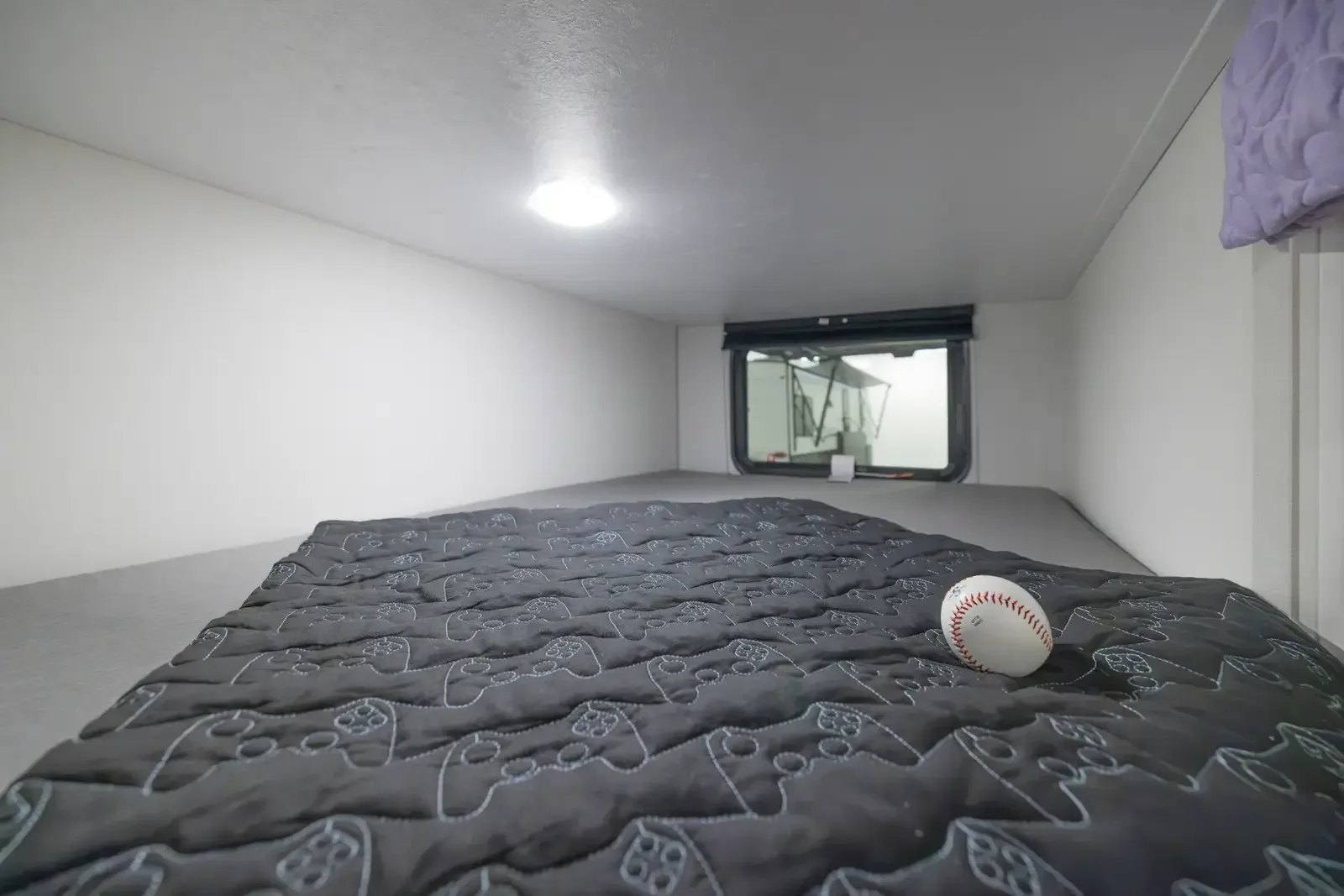 Forest River Viking 262DBS 2027 — vue intérieure 7