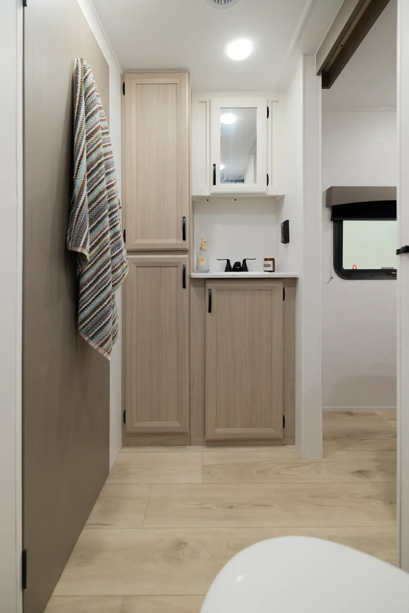 Forest River Viking 26BHD 2027 — vue intérieure 13
