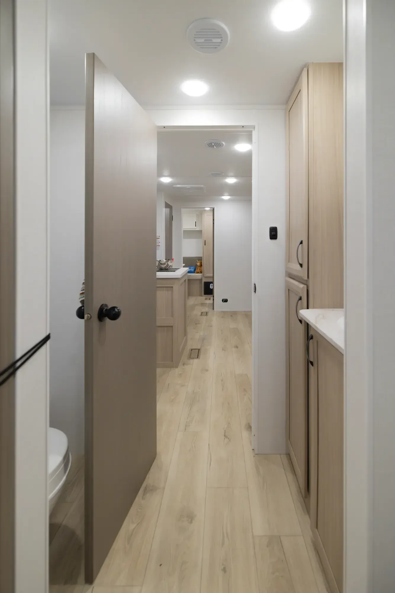 Forest River Viking 26BHD 2027 — vue intérieure 7